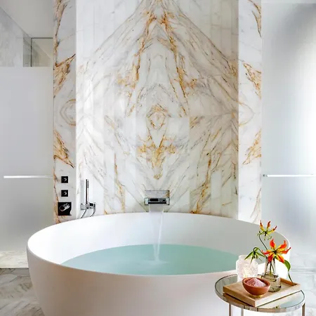 Atlantis The Royal Dubai Exterior photo Bathroom